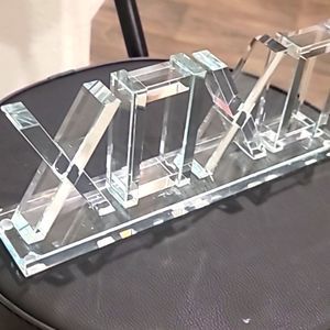 Bebe Home "XOXO" Glass Decor Plaque